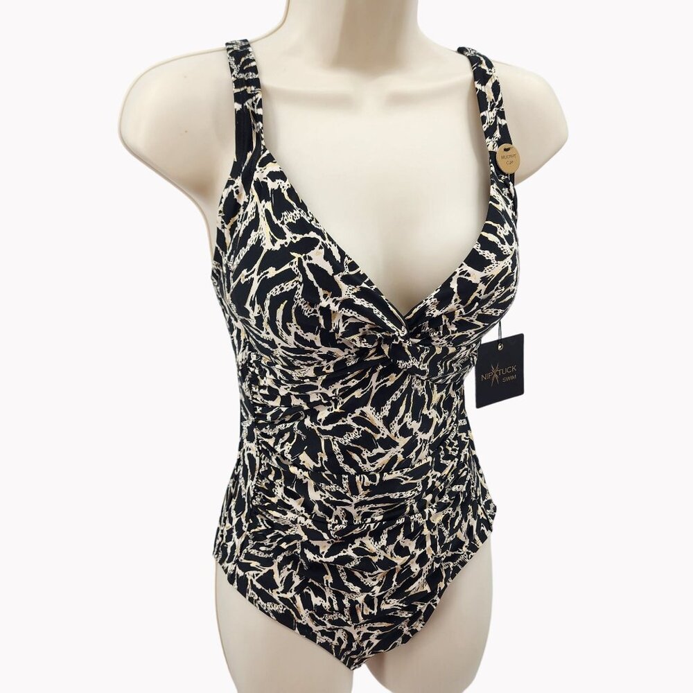 Nip Tuck Swim Size 6 Womens Animal Print One Piece Swimsuit Multifit Cup New